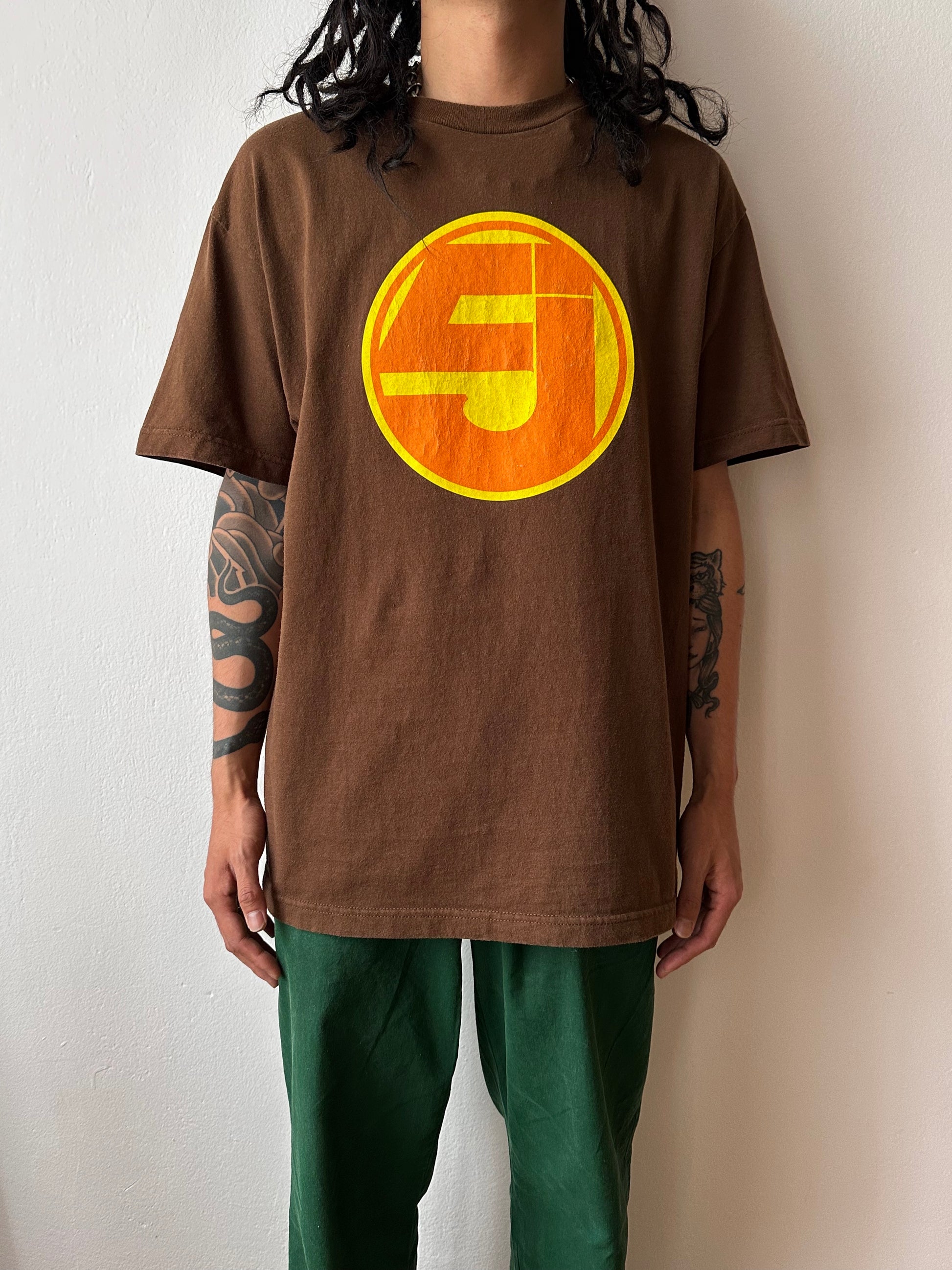 Jurassic 5 2002 HIP-HOP RAP T-shirt Vintage Tee Tシャツ ヴィンテージ ラップ Toto Praha Vintage clothing store Antique shop Prague 古着屋 アンティークショップ プラハ ユーロ古着  ヨーロッパ古着 古着卸 