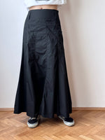 deep slit black skirt W28