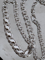 Polish garibaldi chain necklace