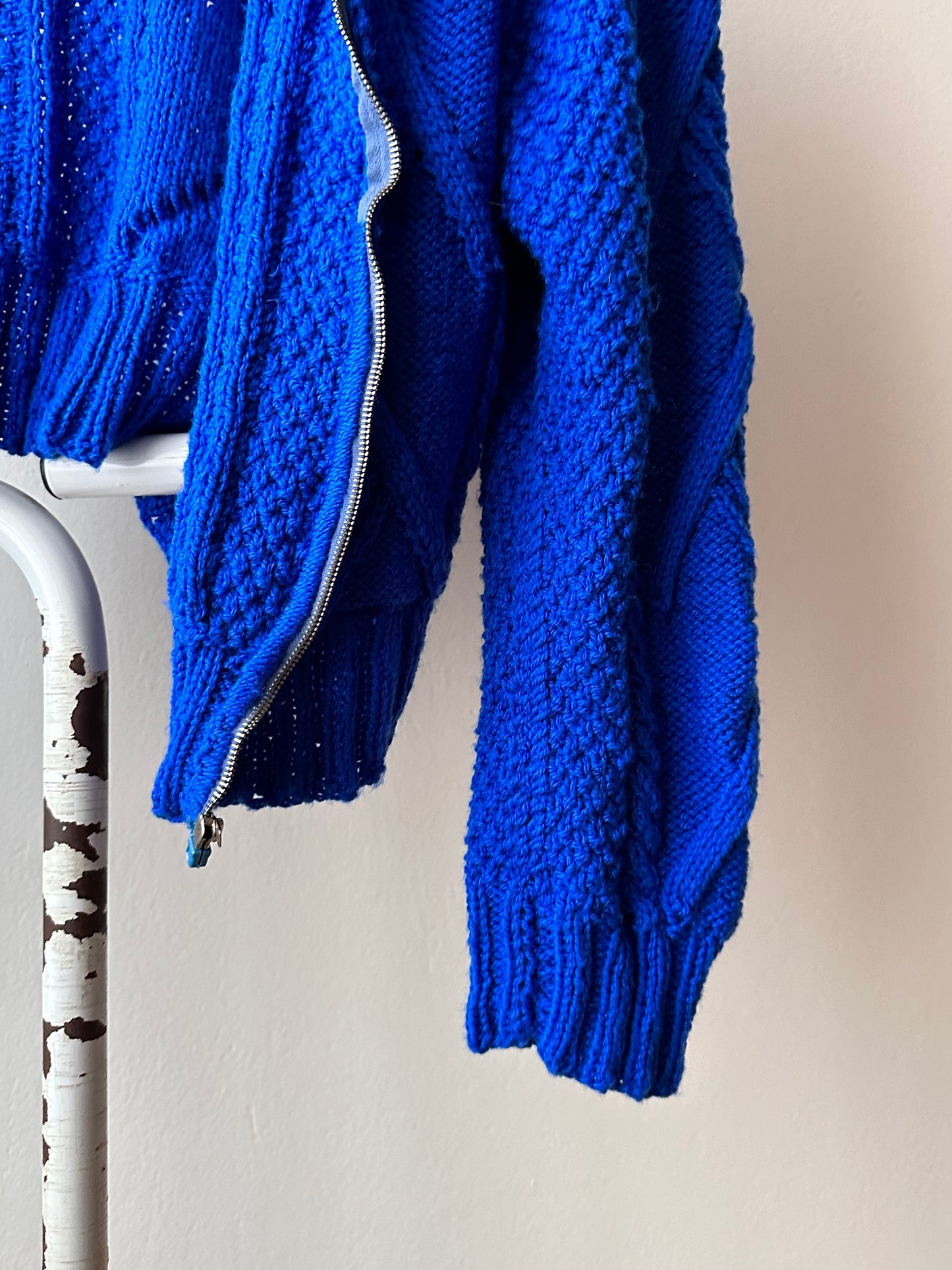 Vintage handmade zipup sweater