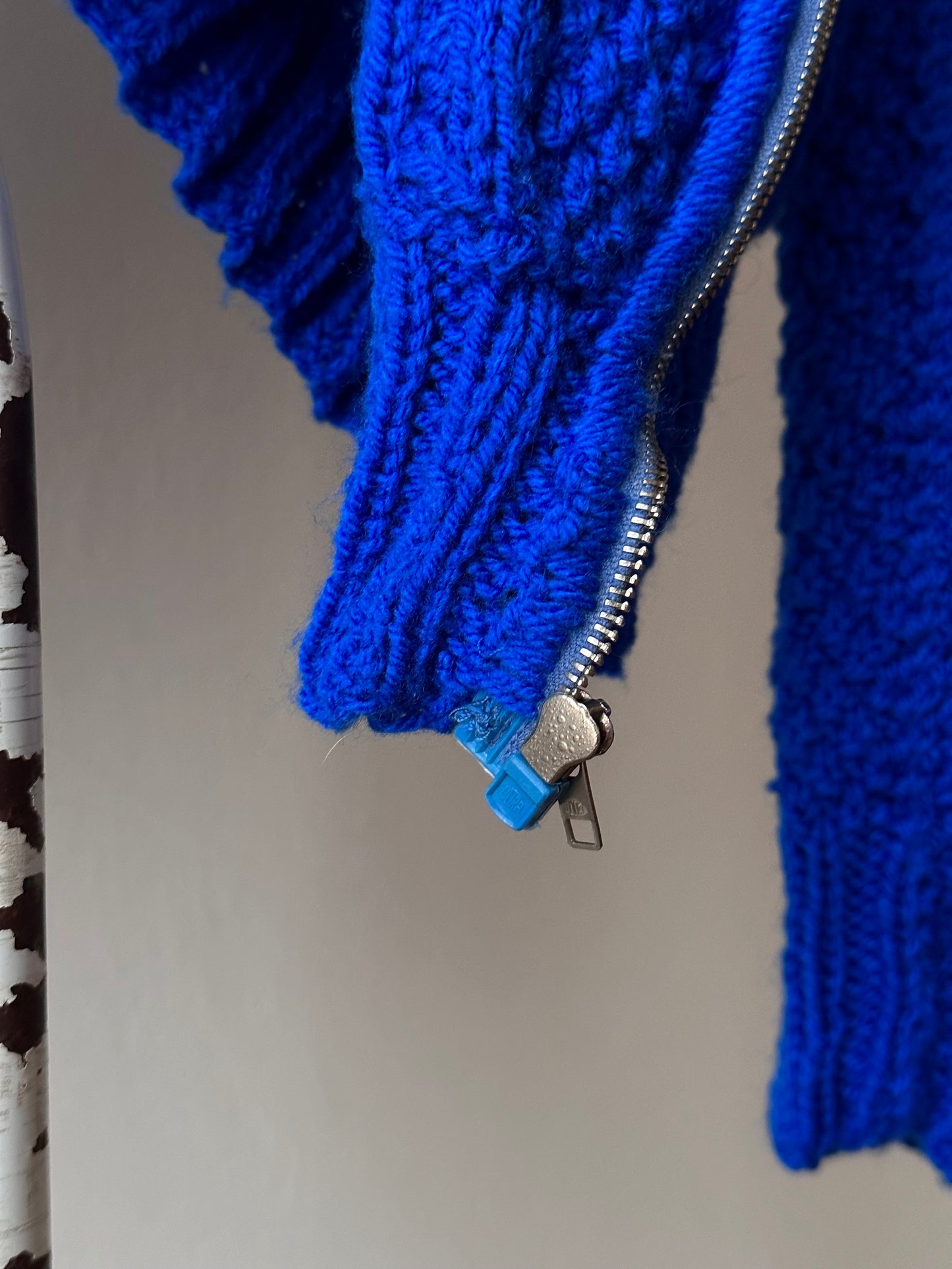 Vintage handmade zipup sweater