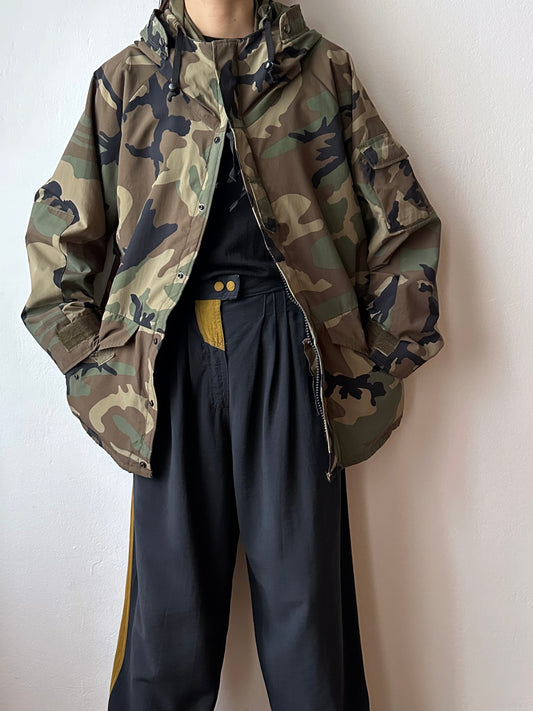 90's US ARMY GORE-TEX 90年代 アメリカ軍 ゴアテックス Vintage Toto Praha Prague Vintage store 古着屋 古着 アメリカ古着 迷彩 ヴィンテージ ユーロ古着 ヨーロッパ古着