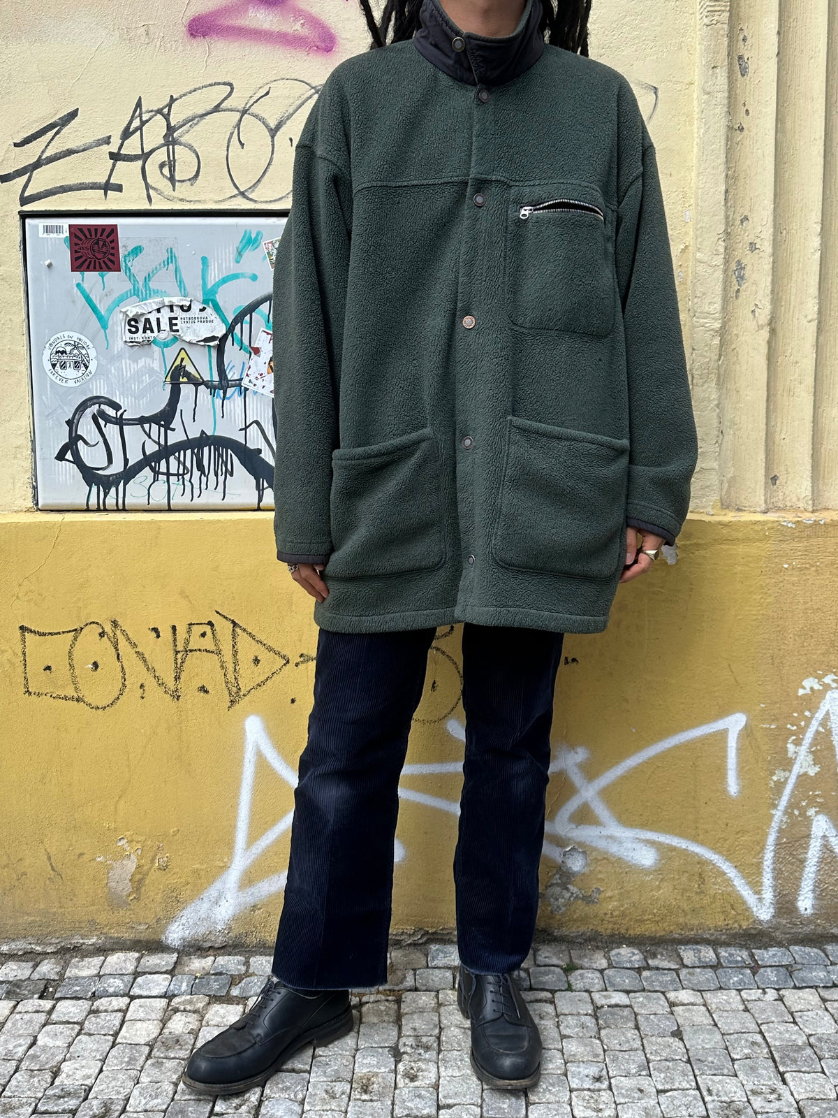 1990s Patagonia Shirring Coat 90年代 パタゴニア シャーリングコート フリース シンチラ レア ナイロン Toto Praha Vintage clothing shop Antique shop 古着屋 プラハ Showroom appointment Prague ユーロ古着 ヨーロッパ古着 古着卸 ヴィンテージ Made in USA アメリカ製 緑 Green