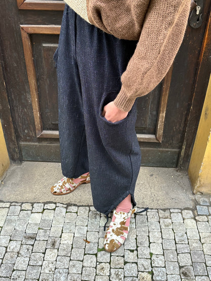 Toto Praha Vintage clothing shop Antique shop 古着屋 プラハ Showroom appointment Prague ユーロ古着 ヨーロッパ古着 古着卸 ヴィンテージ 