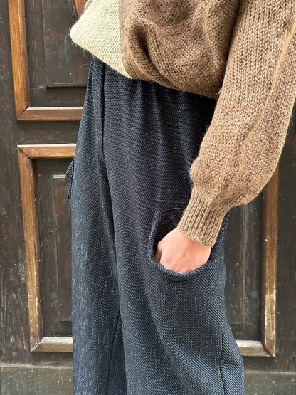 Toto Praha Vintage clothing shop Antique shop 古着屋 プラハ Showroom appointment Prague ユーロ古着 ヨーロッパ古着 古着卸 ヴィンテージ 