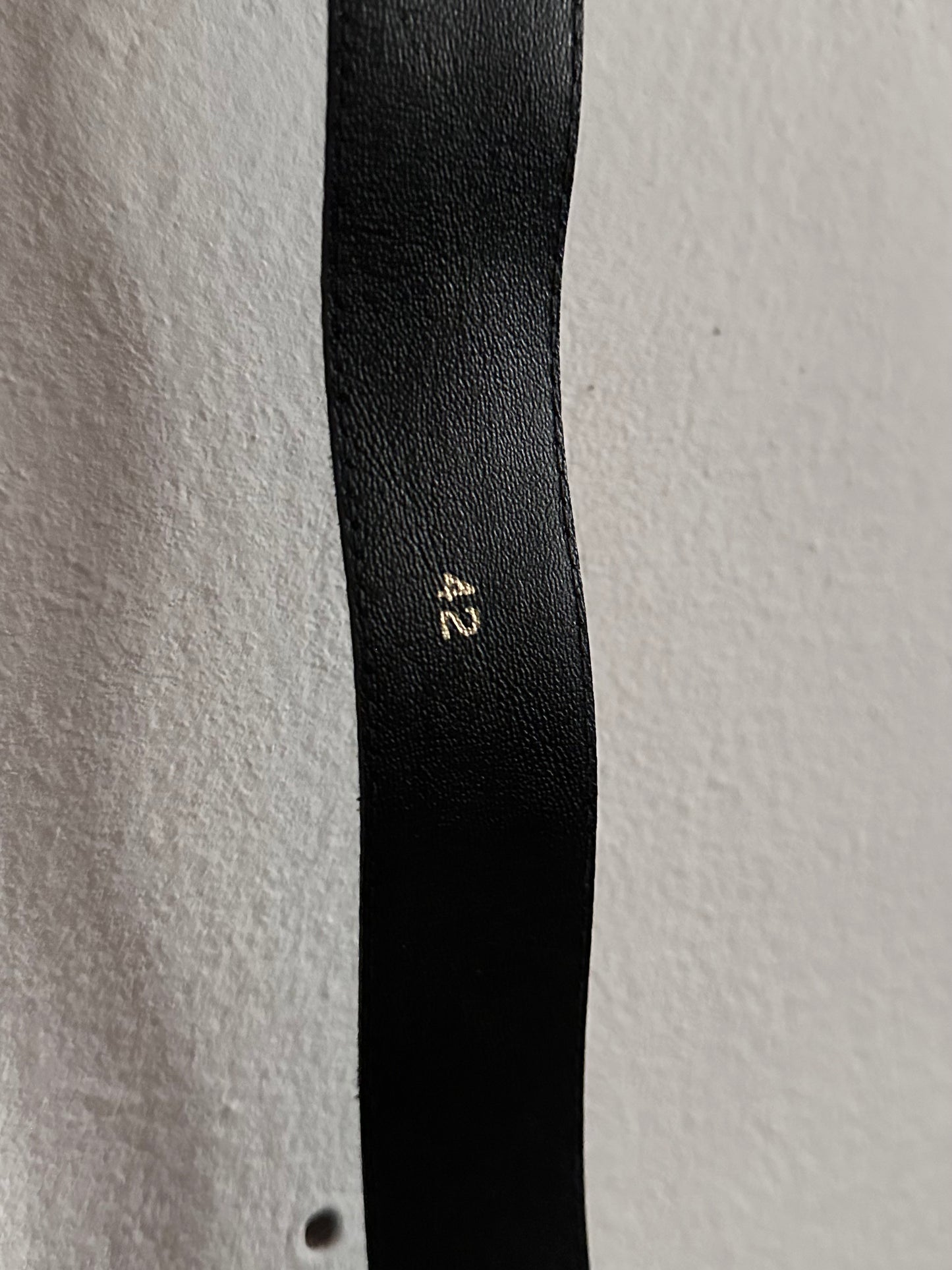 vintage leather belt - embossed navy