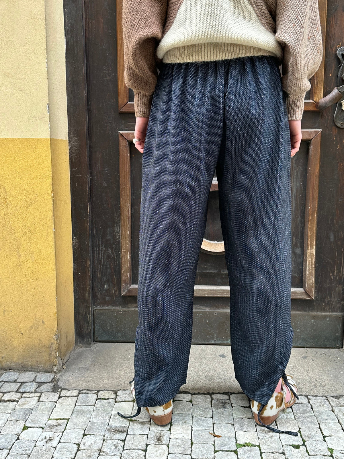 Toto Praha Vintage clothing shop Antique shop 古着屋 プラハ Showroom appointment Prague ユーロ古着 ヨーロッパ古着 古着卸 ヴィンテージ 