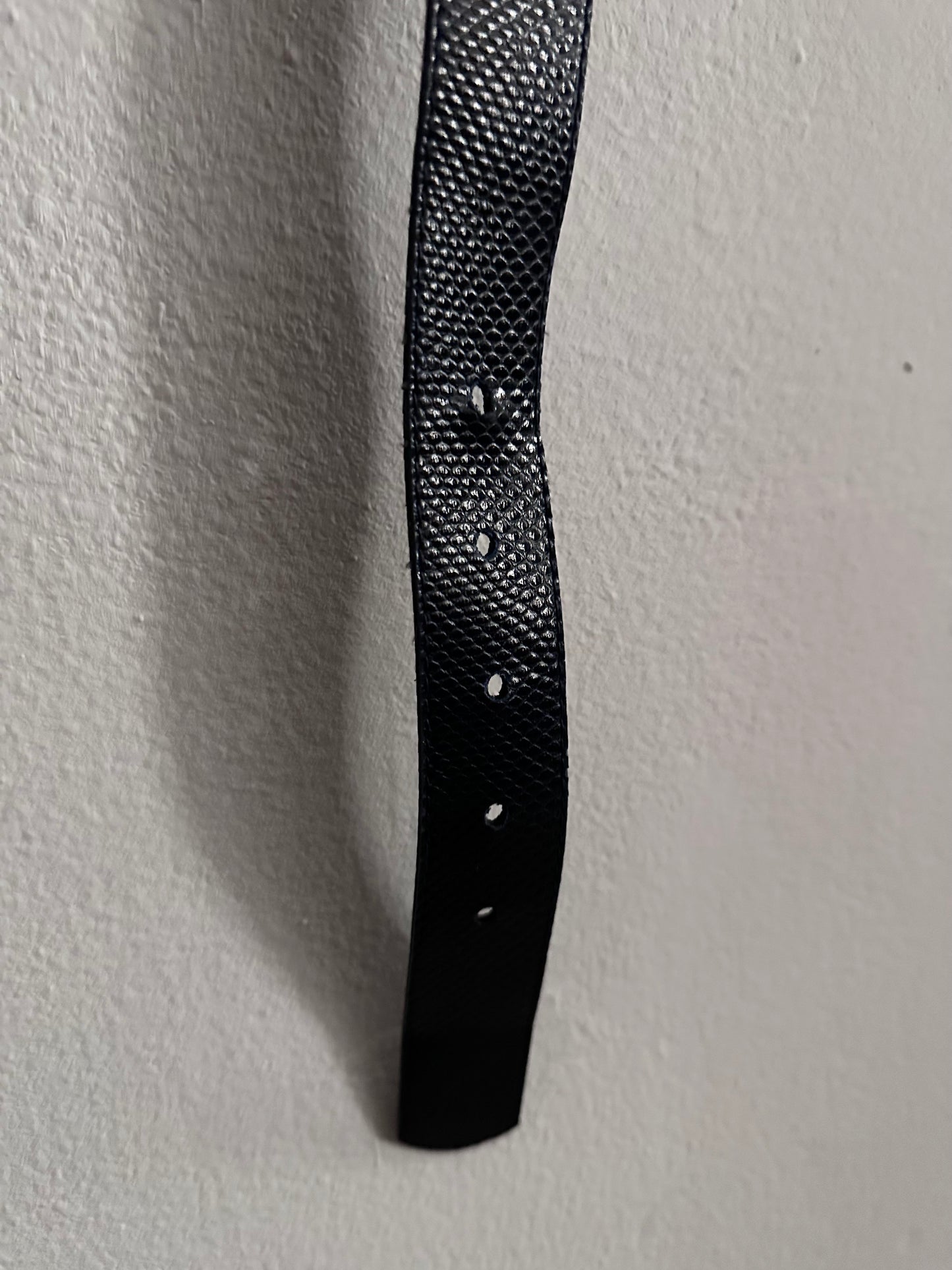 vintage leather belt - embossed navy