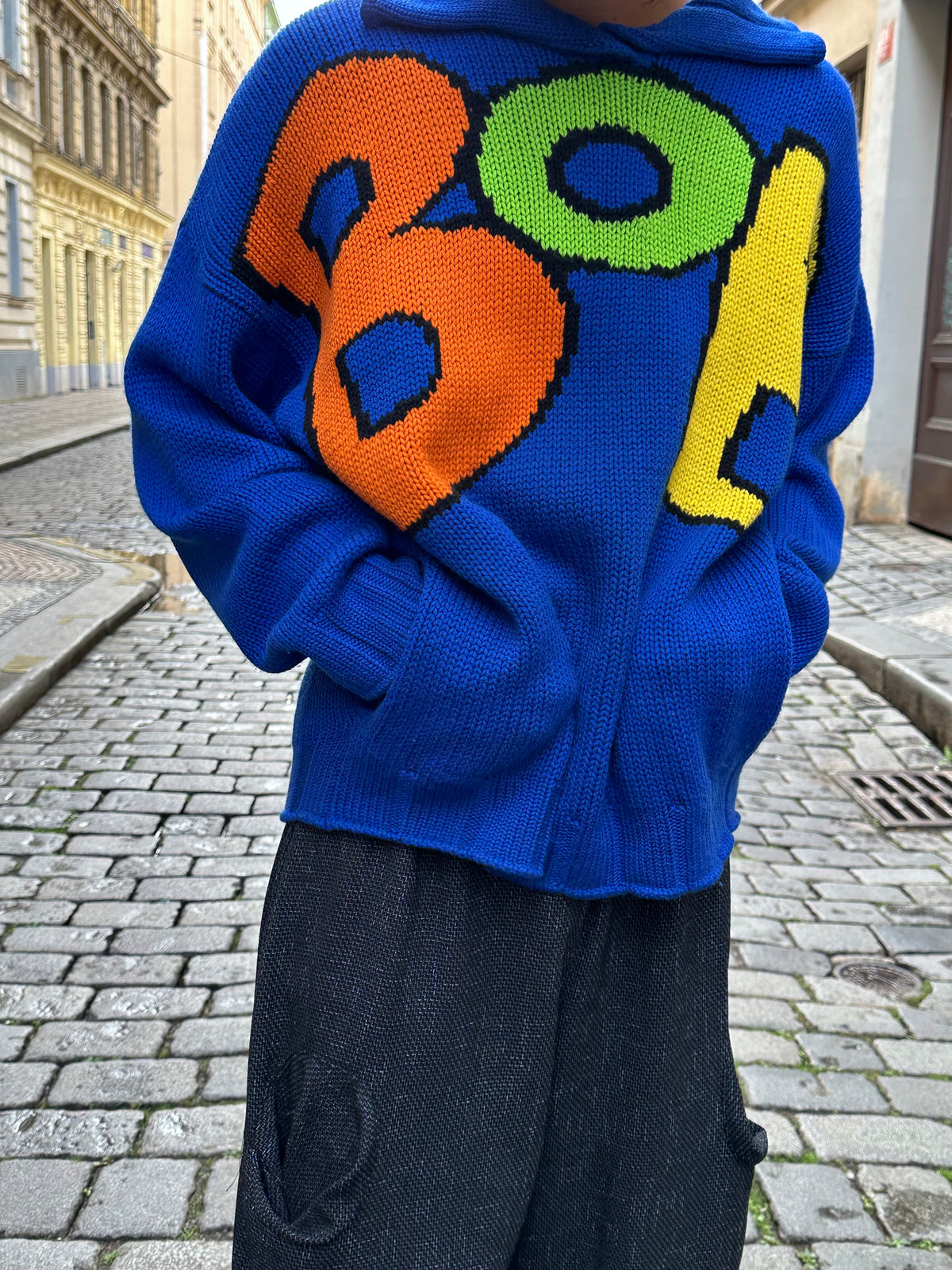 Thierry Mugler Wool Jumper BOB 80s 90s 80年代 90年代 ニット Toto Praha Vintage clothing shop Antique shop 古着屋 プラハ Showroom appointment Prague ユーロ古着 ヨーロッパ古着 古着卸 ヴィンテージ Blue青 ポケット ストリートスナップ