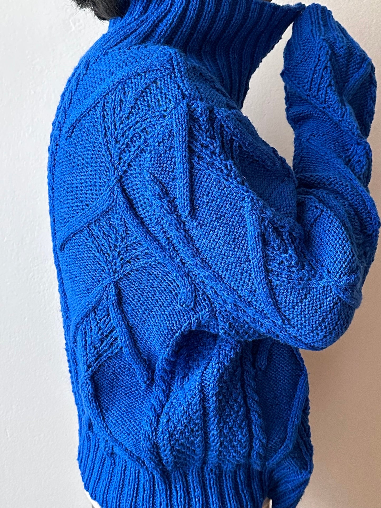 Vintage handmade zipup sweater