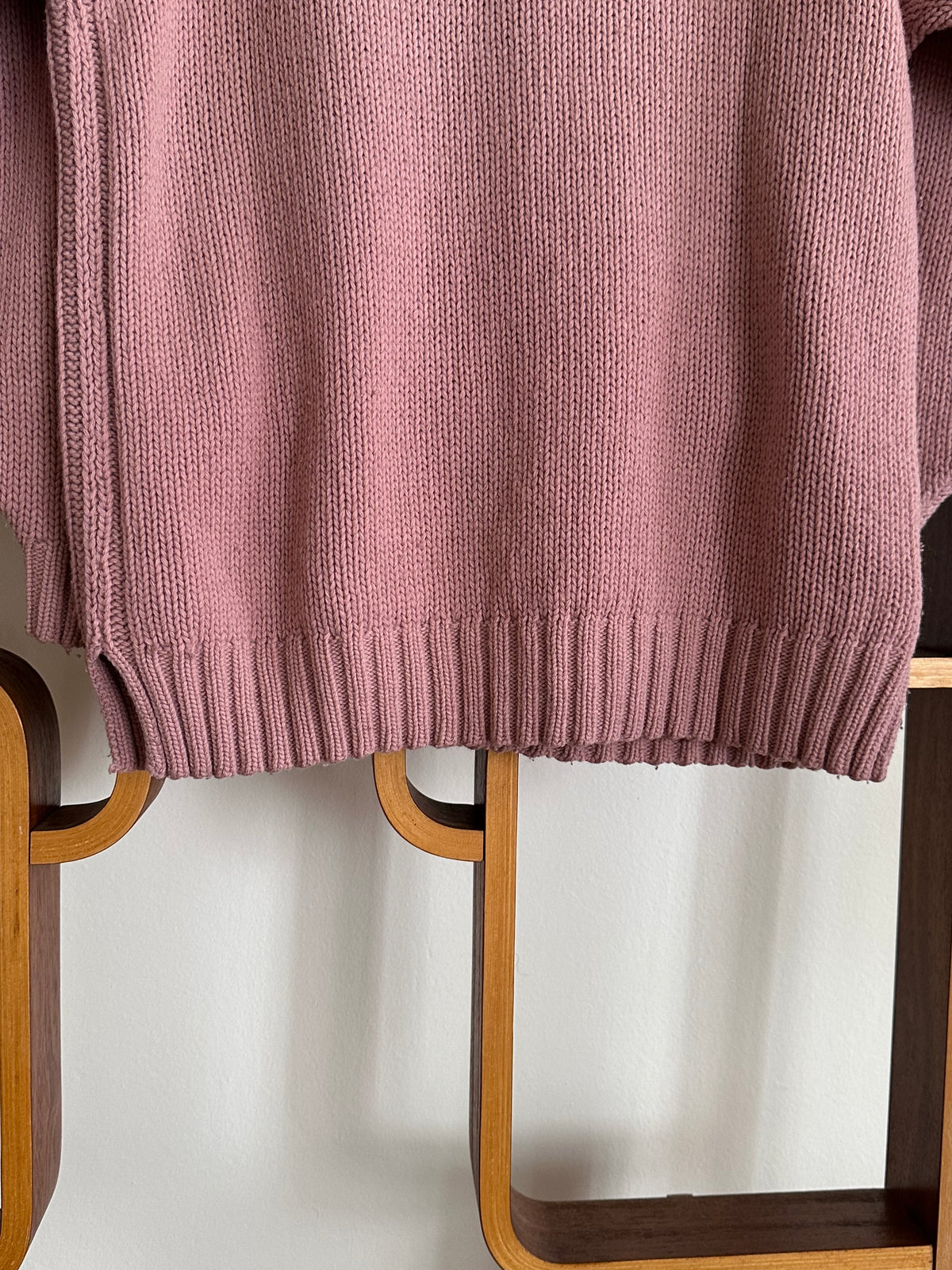 1990s 90年代 Stone Island ストーンアイランド Massimo Osti Wool Jumper ウール ニット セーター Pink ピンク マッシモオスティ Toto Praha Vintage clothing shop Antique shop 古着屋 プラハ Showroom appointment Prague ユーロ古着 ヨーロッパ古着 古着卸 ヴィンテージ