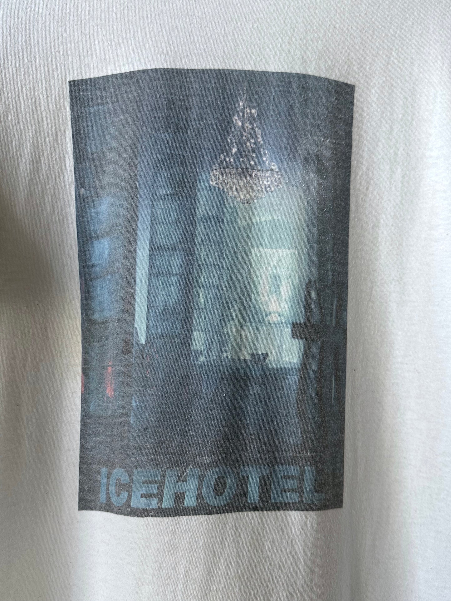 1999 ICE HOTEL - L