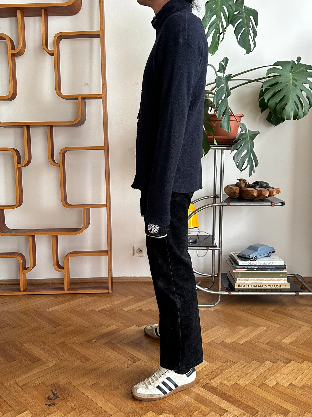 Stone Island ストーンアイランド Massimo Osti Wool Jumper ウール ニット セータ 紺色 Navy Toto Praha Vintage clothing shop Antique shop 古着屋 プラハ Showroom appointment Prague ユーロ古着 ヨーロッパ古着 古着卸 ヴィンテージ
