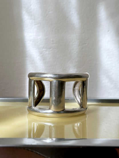 Guiot De Bourg Paris silver bangle