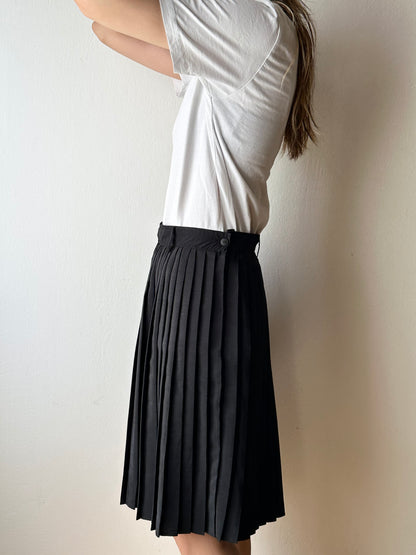 England pleated skirt
