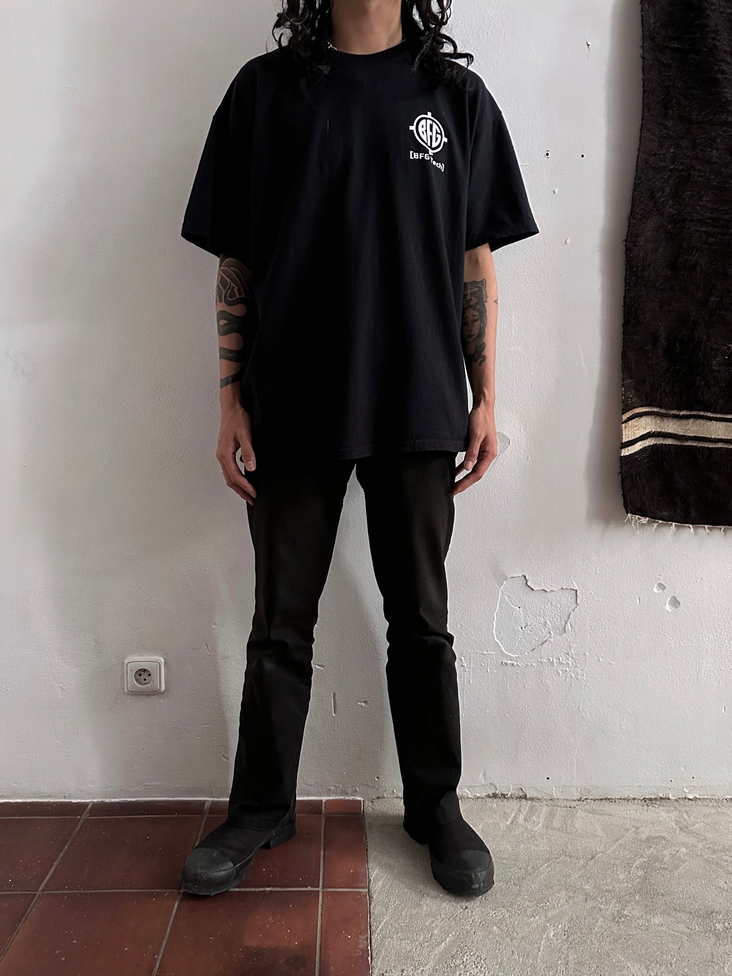 Early 00s Game tee - L~XL