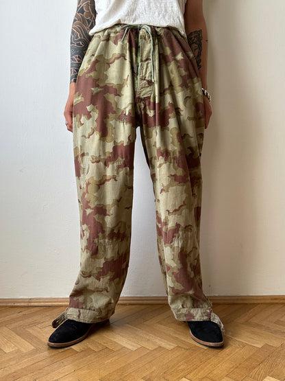 1960's Československá lidová armáda Clouds camouflage reversible trousers 60s 60年代 チェコスロバキア 人民軍 迷彩 カモ柄 ミリタリー リバーシブル チェコ軍 Toto Praha Vintage clothing shop Antique shop 古着屋 プラハ Showroom appointment Prague ユーロ古着 ヨーロッパ古着 古着卸 ヴィンテージ