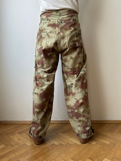 1960's Československá lidová armáda Clouds camouflage reversible trousers 60s 60年代 チェコスロバキア 人民軍 迷彩 カモ柄 ミリタリー リバーシブル チェコ軍 Toto Praha Vintage clothing shop Antique shop 古着屋 プラハ Showroom appointment Prague ユーロ古着 ヨーロッパ古着 古着卸 ヴィンテージ