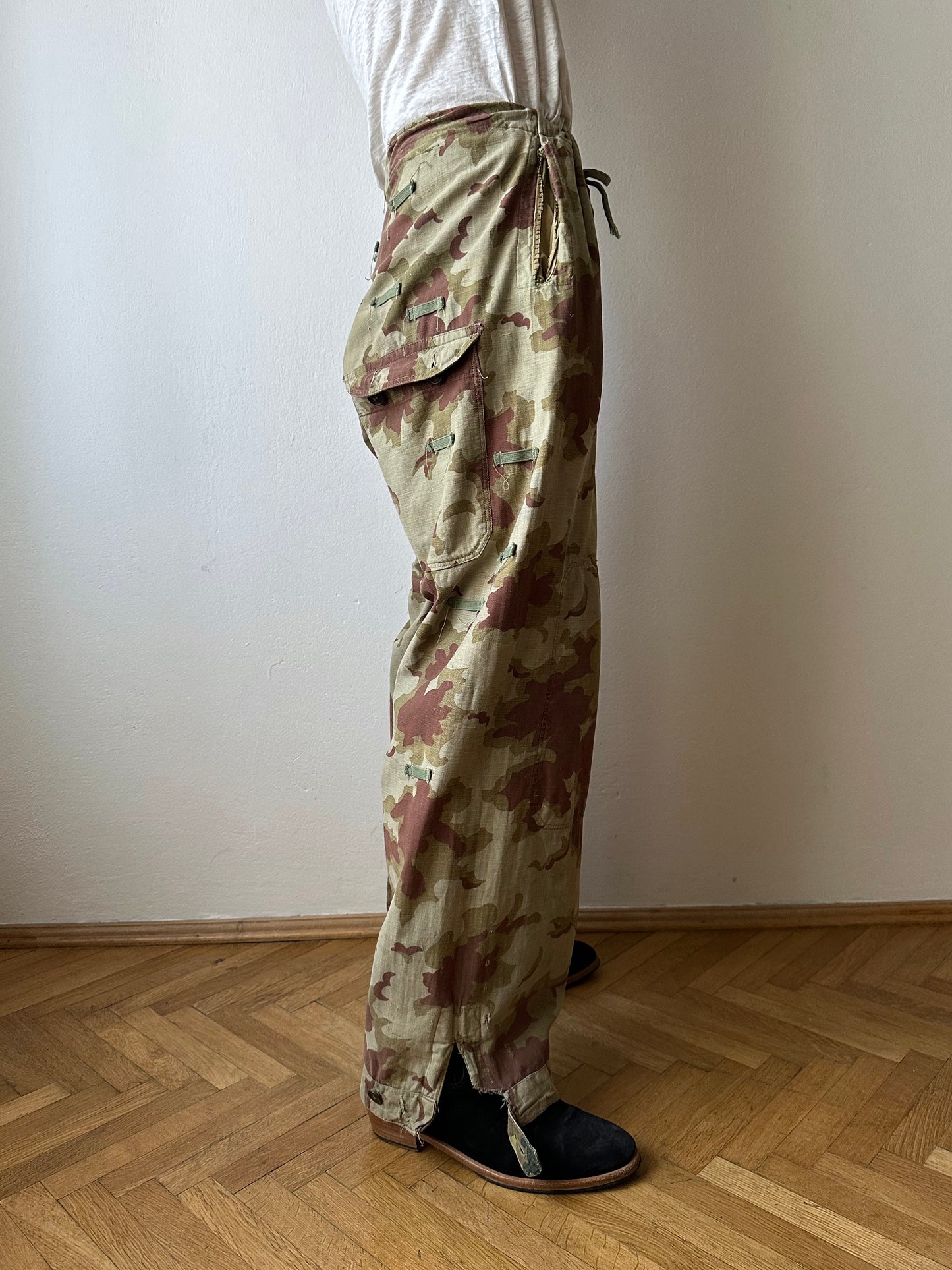 1960's Československá lidová armáda Clouds camouflage reversible trousers 60s 60年代 チェコスロバキア 人民軍 迷彩 カモ柄 ミリタリー リバーシブル チェコ軍 Toto Praha Vintage clothing shop Antique shop 古着屋 プラハ Showroom appointment Prague ユーロ古着 ヨーロッパ古着 古着卸 ヴィンテージ