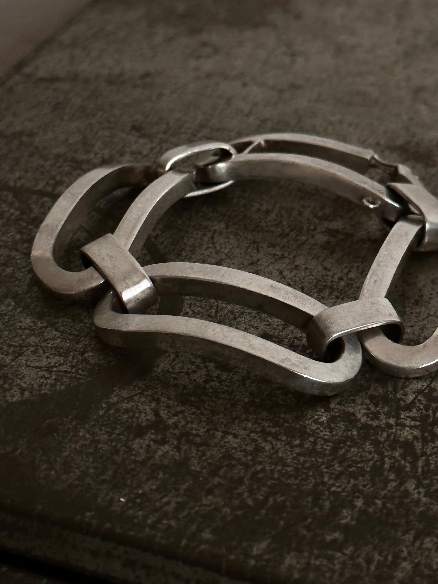 1970s France heavy oval link