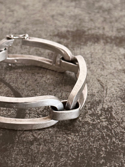 1970s France heavy oval link