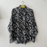 90s abstract patterned shirt