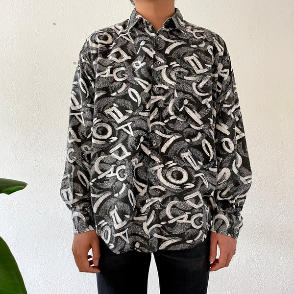 90s abstract patterned shirt