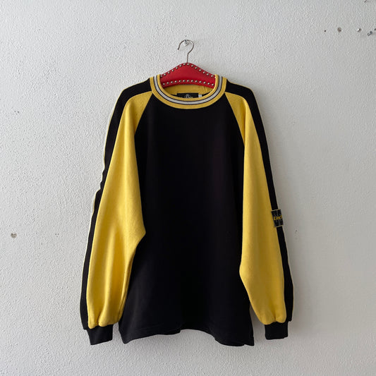 90s Black and yellow