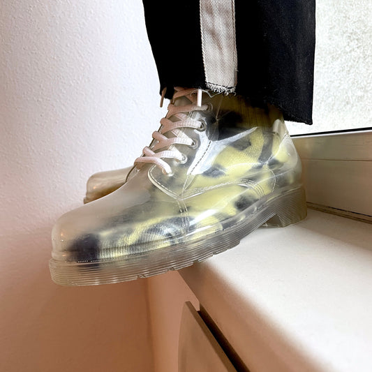 8Hole rubber clear boots