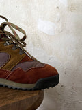 90s Salomon hiking boots