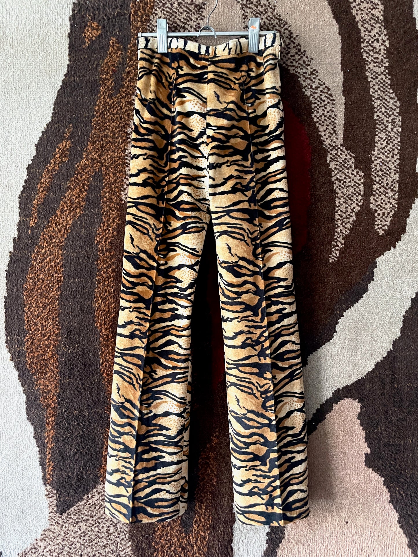 70's fleece tiger