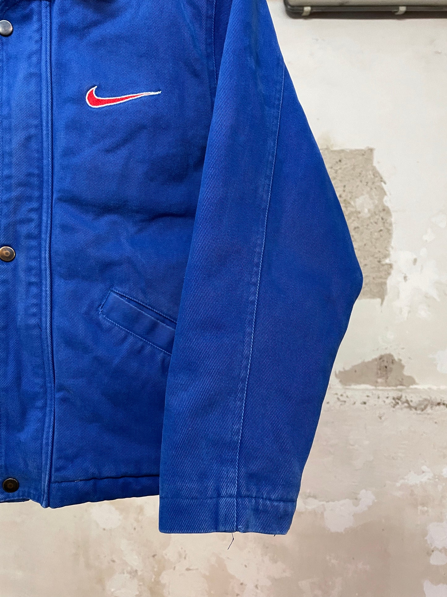 Unoriginal Nike mini sized JKT.