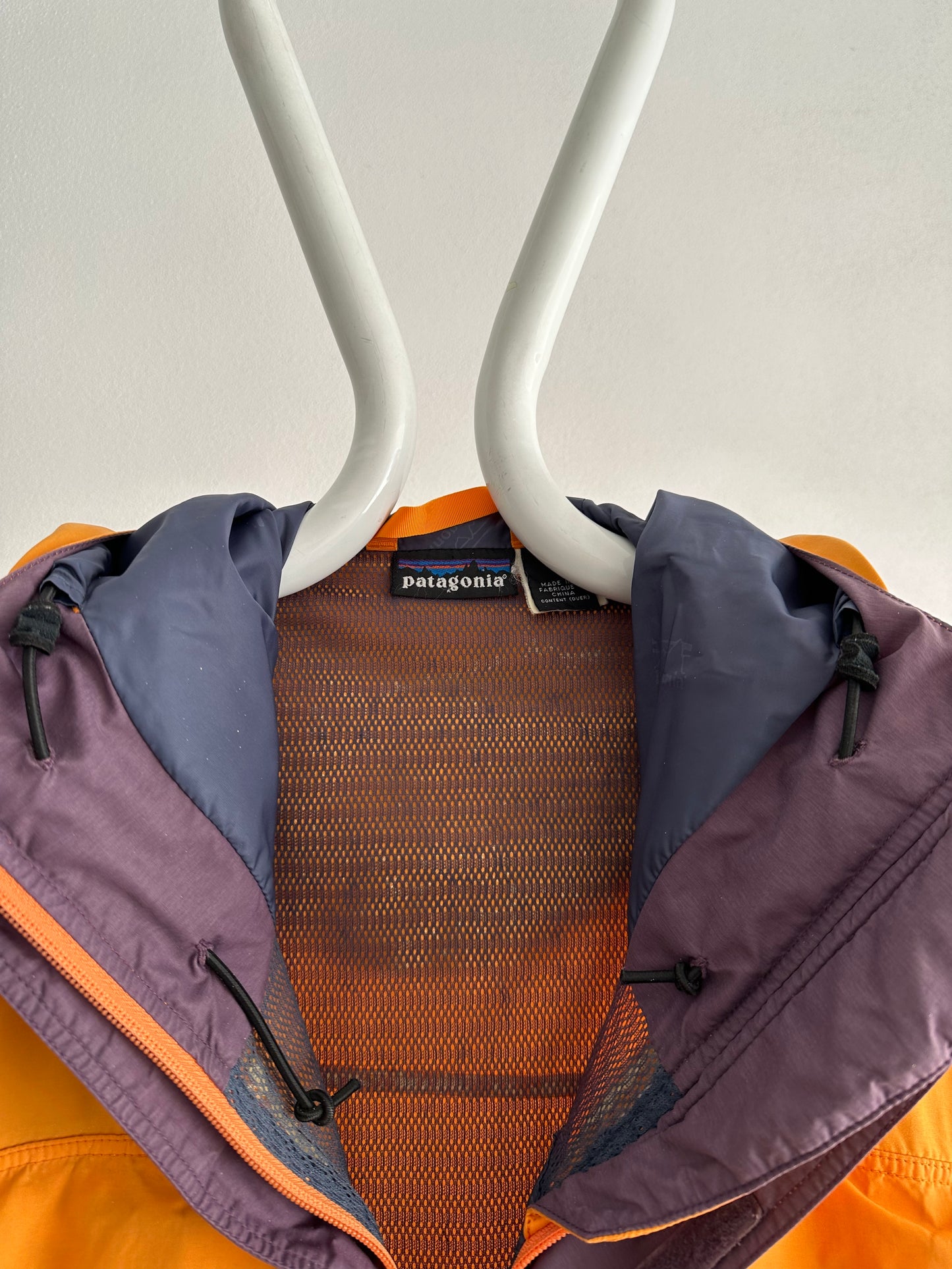 90s Patagonia pullover top.