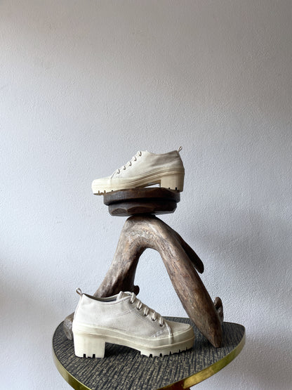 90's DNKY dead stock size 10