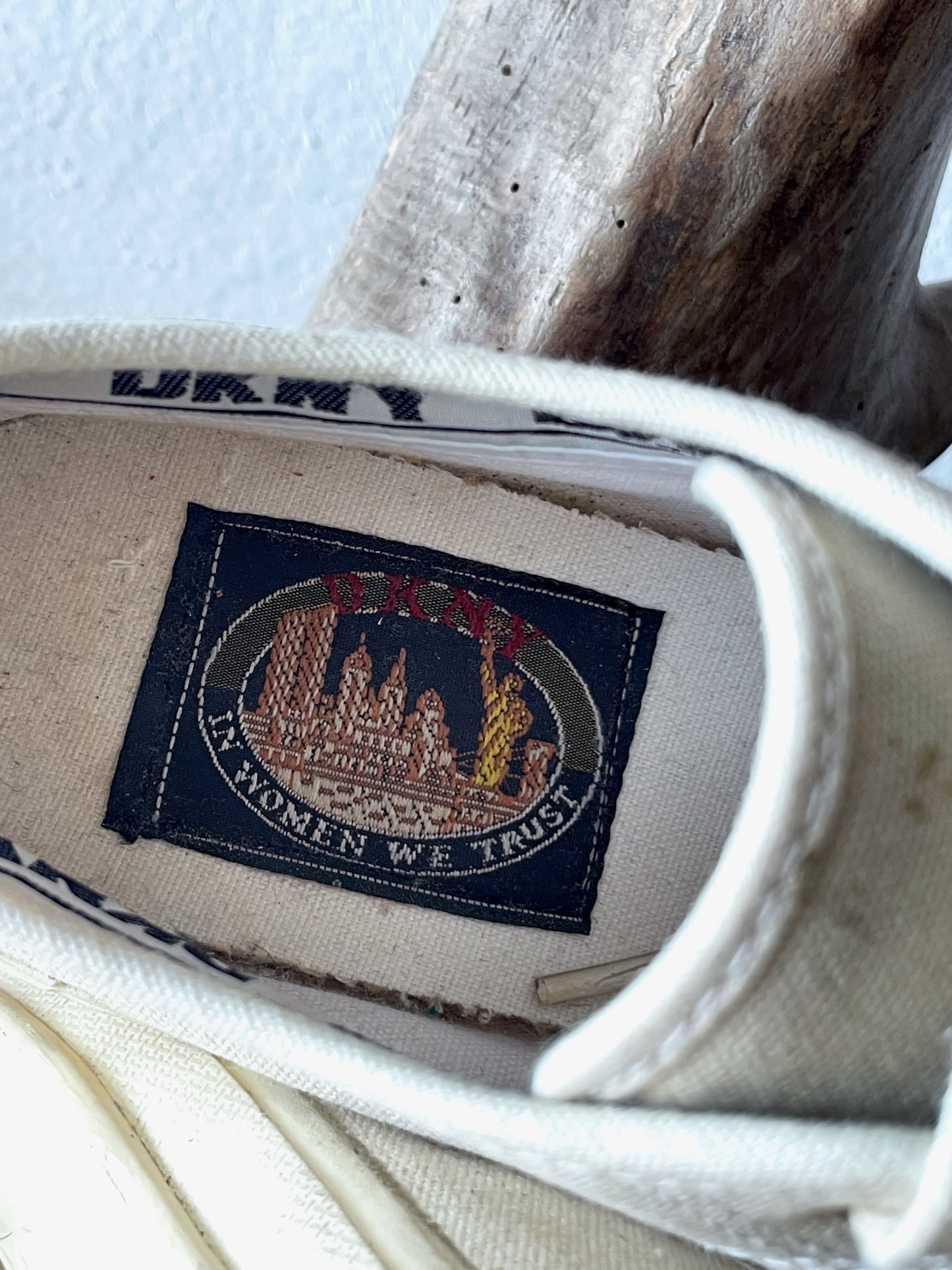 90's DNKY dead stock size 10