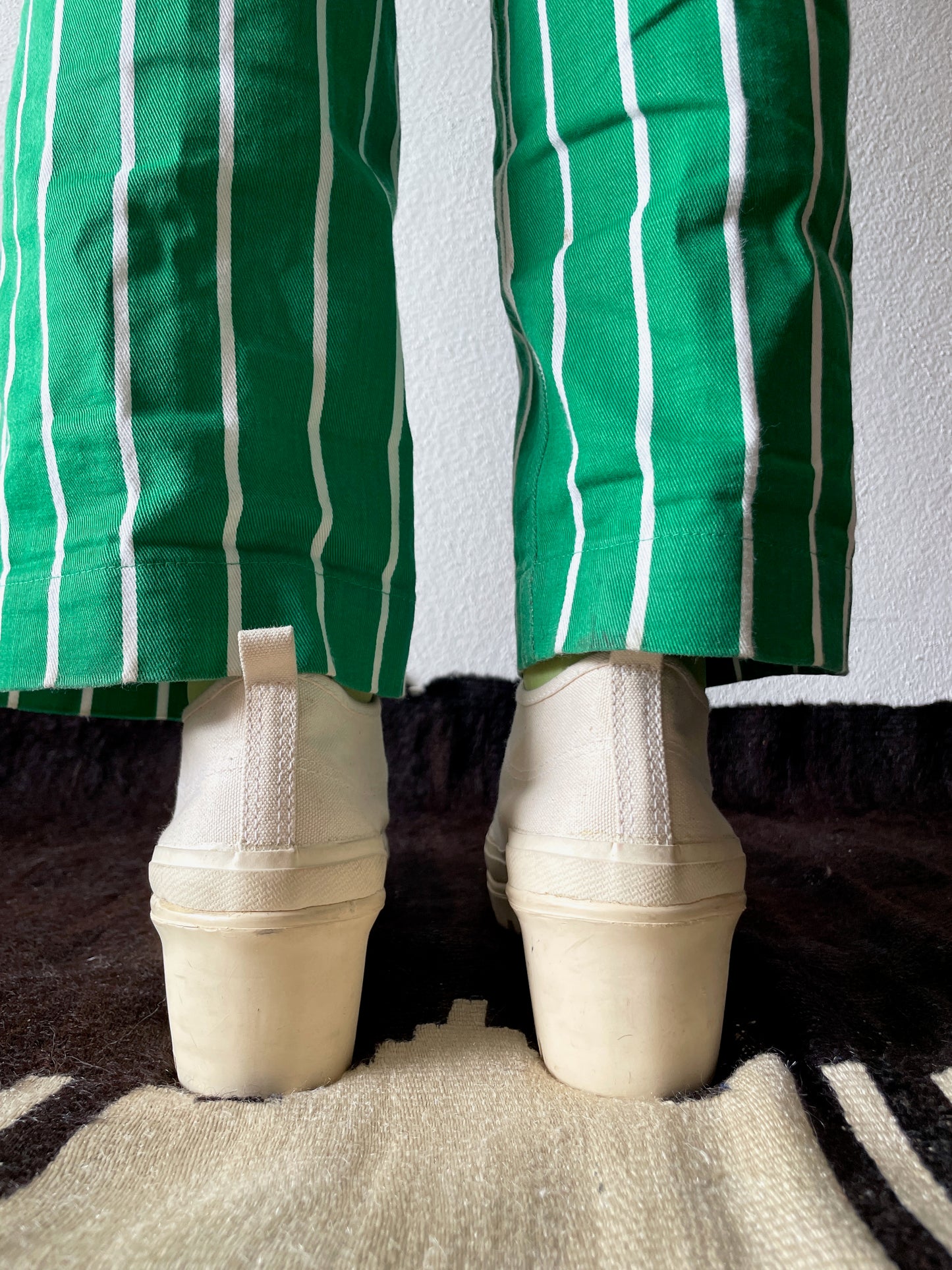 90's DNKY dead stock size 10