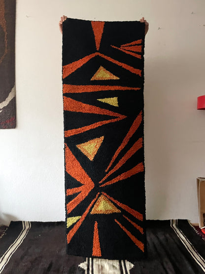 Hungary Hungarian mid century abstract space age tapestry carpet rug ミッドセンチュリー ラグ ウォールタペストリー タペストリー 絨毯 黒 オレンジ ランナー  runner rug black orange 東欧 ハンガリー east european