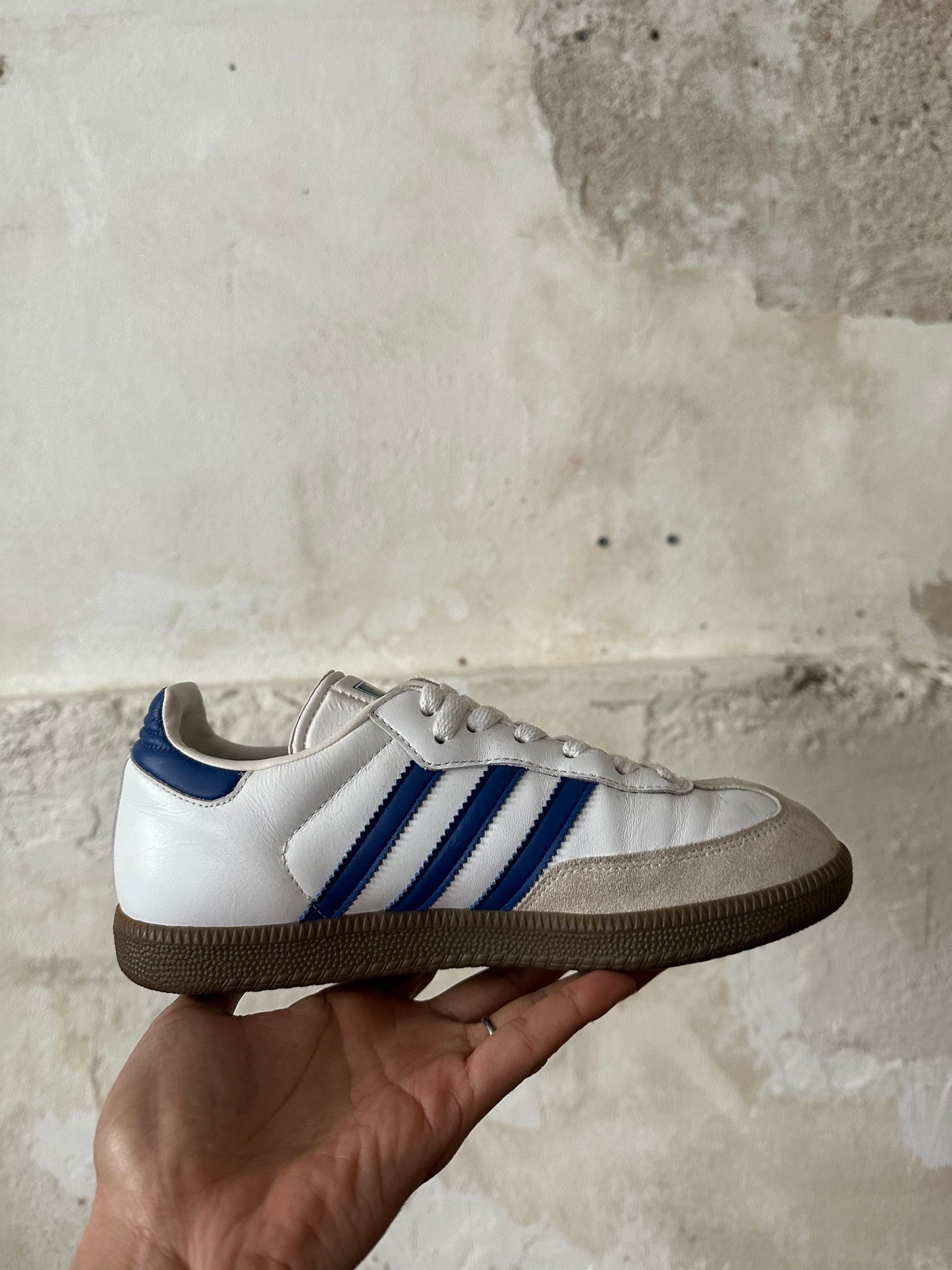 ADIDAS SAMBA ITALY. SZ 23-24cm