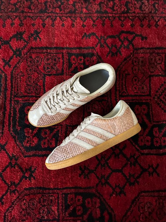 ADIDAS PINK LEATHER. SZ 26-26.5cm