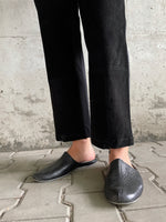 Leather switching trouser. Black.