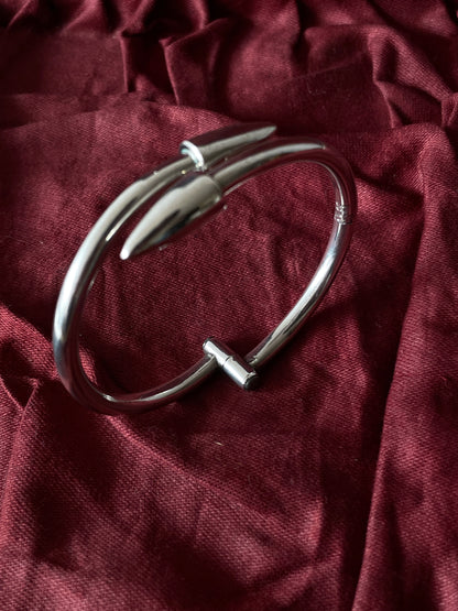 925 double arrow bangle