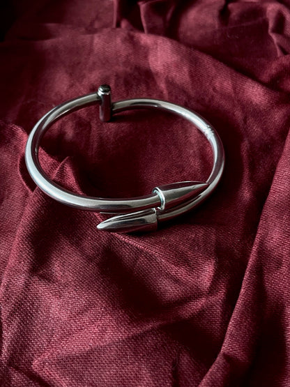 925 double arrow bangle