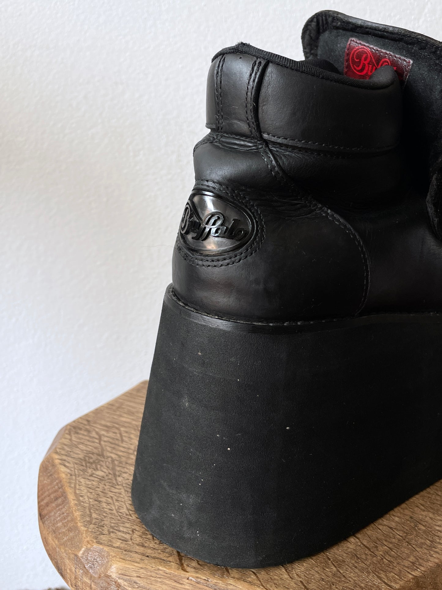 90's Buffalo rising towers boots made in Spain