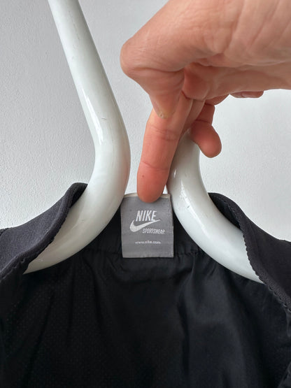 Early 2000s Nike mesh jacket.