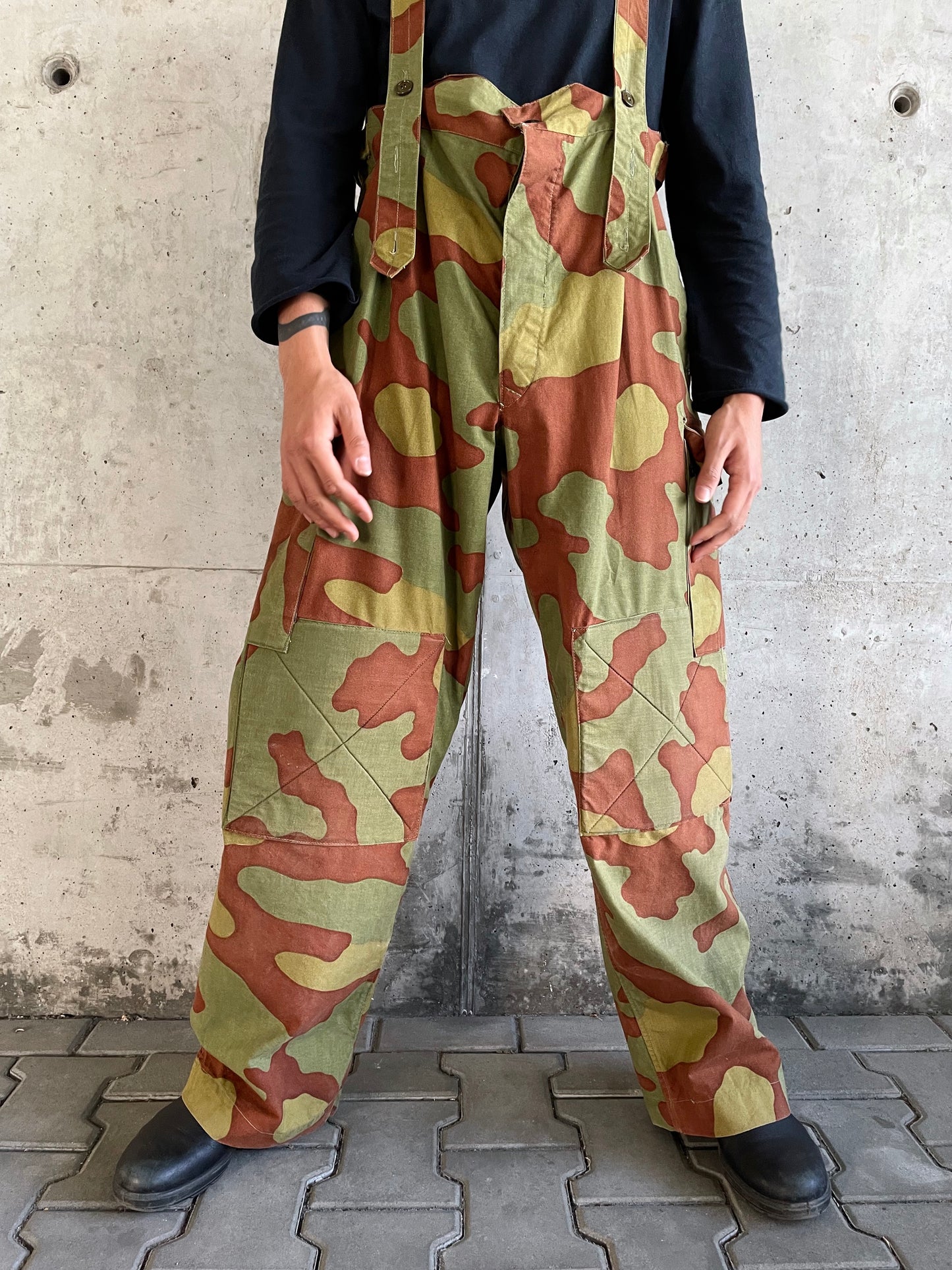 Vintage Italian army over pants