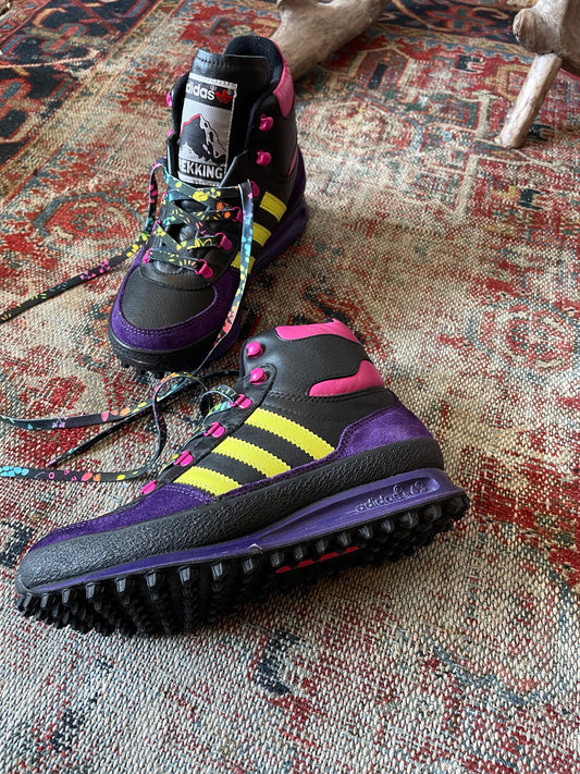 1980's Adidas Trekking. Dead stock! sz 23cm