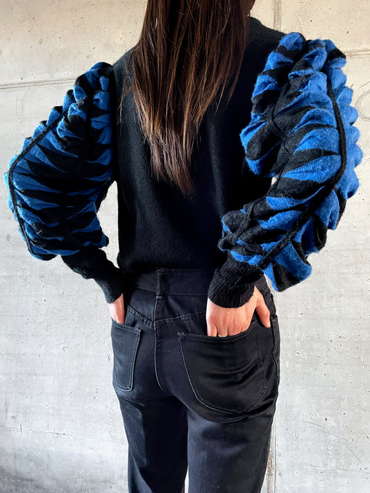 blue by black geek sleeve