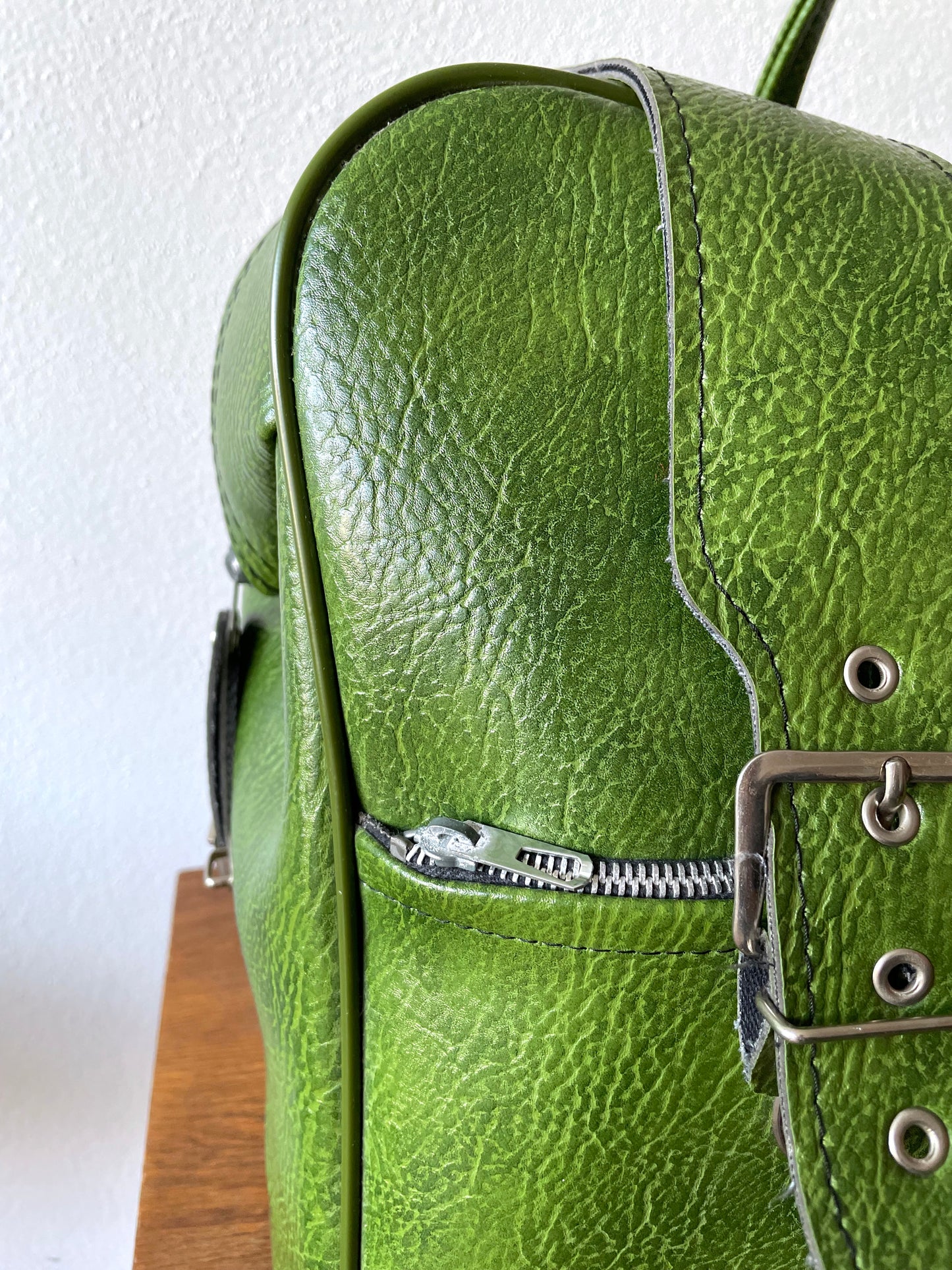 70's green leather travel bag