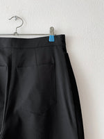 Leather switching trouser. Black.