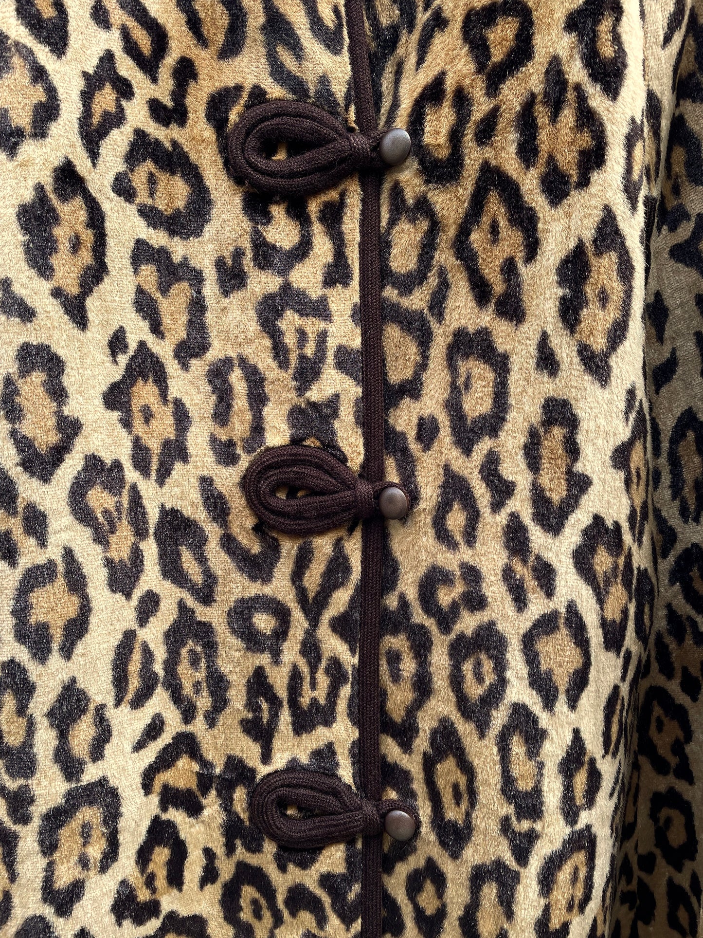 1980s leopard reversible cape